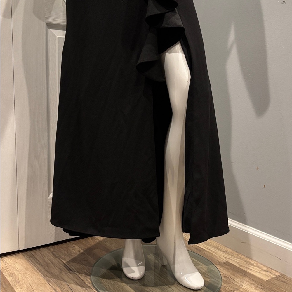 Betsy & Adam Black Sleeveless Ruffle-Front Maxi Dress - Picture 7 of 11